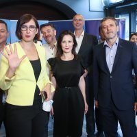 Zagreb: Atmosfera u stožeru koalicija Stranke s imenom i prezimenom, Pametno i Fokus