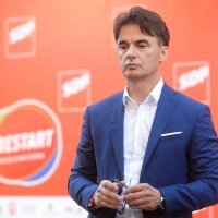 Tužna i zabrinuta lica u stožeru Restart koalicije, Branko Grčić
