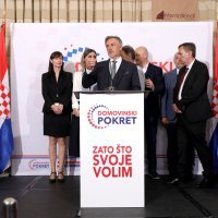 Konferencija za medije Miroslava Škore