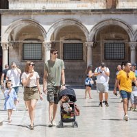 Košarkaš Ante Tomić s obitelji u Dubrovniku