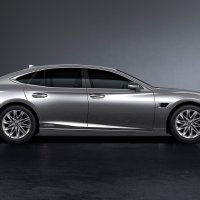 Lexus LS - osvježena verzija