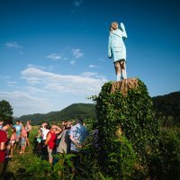 Zapaljen kip Melanije Trump