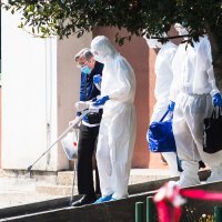 Evakuacija štićenika Doma za starije i nemoćne u Splitu sredinom travnja 2020.