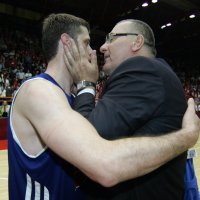 Jasmin Repeša i kapetan Cibone Marin Rozić 2012. slave titulu prvaka Hrvatske