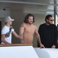Rod Stewart s obitelji stigao u Trogir