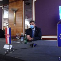 Zajednička sjednica Predsjedništva i Nacionalnog vijeća HDZ-a