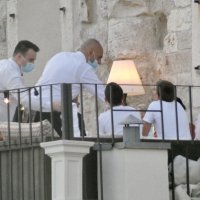 Rod Stewart s obitelji i prijateljima prošetao Splitom