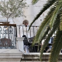 Rod Stewart s obitelji i prijateljima prošetao Splitom