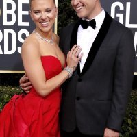 Scarlett Johansson i Colin Jost