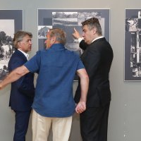 Zagreb: Zoran Milanović obišao je izložbu Miljenka Domijana