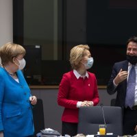 Rutte, Merkel, Von der Leyen, Conte i Macron