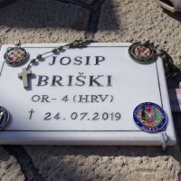 U sjećanje na Josipa Briškog postavljen mural u više gradova