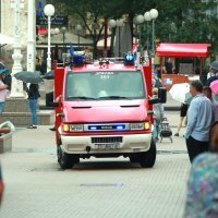 Intervencije vatrogasaca u centru grada koji su jučer pogodile poplave nakon obilne kiše