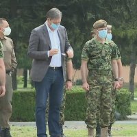 Aleksandar Vučić, srpska vojska