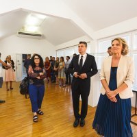 Predsjednik Zoran Milanović na izložbi 'Oliver u Luci/Luka u Oliveru'