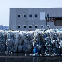 Veliki požar u splitskom reciklažnom dvorištu, na terenu 40 vatrogasaca