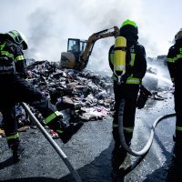 Veliki požar u splitskom reciklažnom dvorištu, na terenu 40 vatrogasaca