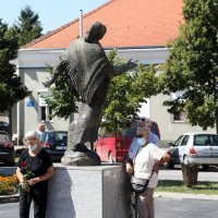 Komemoracija u spomen na žrtve pokolja u crkvi Rođenja presvete Bogorodice u Glini