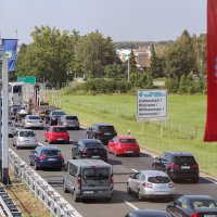 Zagreb: Kod naplatne postaje Lučko kolona vozila je dugačka oko 4 kilometra
