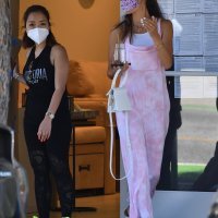 Alessandra Ambrosio nosi Birkenstock sandale