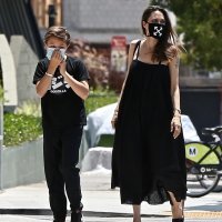 Angelina Jolie sa sinom Knoxom
