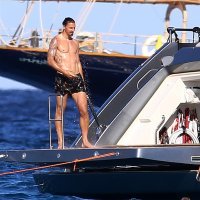 Zlatan Ibrahimović s obitelji uživa na jahti