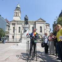 Konferencija za medije Milorada Pupovca