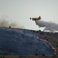 Kanaderi gase požar