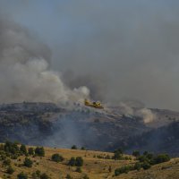 Kanaderi gase požar