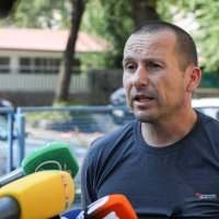 Roberto Mateš postavio šator ispred Klaićeve bolnice