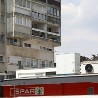 Žena u Zagrebu pala sa zgrade