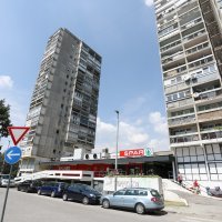 Žena u Zagrebu pala sa zgrade