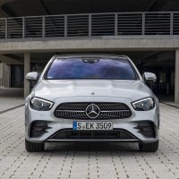 Mercedes-Benz E 300 e 4MATIC Limuzina