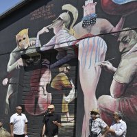 Predstavljen mural nastao po plakatu za Splitsko ljeto 1998.