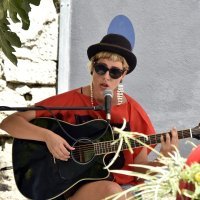 Predstavljen mural nastao po plakatu za Splitsko ljeto 1998.