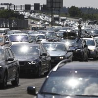 Velika gužva na naplatnim kućicama u Lučkom