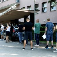 Gužva za testiranje na koronavirus u Nastavnom zavodu za javno zdravstvo Dr. Andrija Štampar