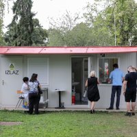 Zagreb: Testiranje na koronavirus ispred Nastavnog zavoda dr. Andrija Štampar