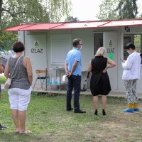 Zagreb: Testiranje na koronavirus ispred Nastavnog zavoda dr. Andrija Štampar