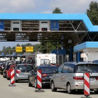 Kolona vozila od nekoliko stotina metara na graničnom prijelazu Rupa
