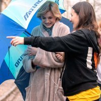 Emma Corrin kao princeza Diana