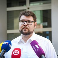 Peđa Grbin