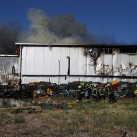 Gašenje požara u tvornici za preradu ribe u Kaštel Novom