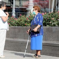 Zagreb: Stariji građani prihvatili naviku nošenja maski i na otvorenom