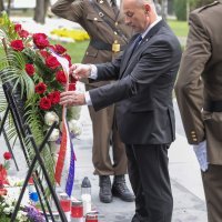 Odavanje počasti nestalima u Domovinskom ratu na Mirogoju i Krematoriju