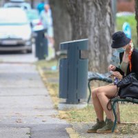 Gužva za testiranje na koronu u Zagrebu, auti stoje u koloni