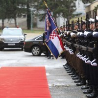 Zoran Milanović dodijelio činove