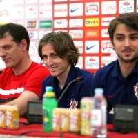 Slaven Bilić u društvu Luke Modrića i Nike Kranjčara