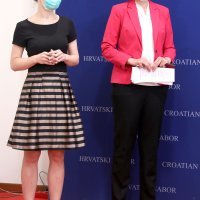 Konferencija Kluba zastupnika Stranke s Imenom i Prezimenom, Pametnog i GLAS-a