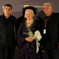 Dražen Majić i Zoran Angeleski, autori filma Berge Istra sa direktoricom festivala Gordanom Restović